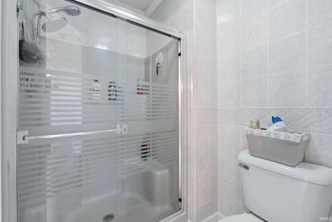 8916 Spring Forest Drive Fort Wayne IN 46804