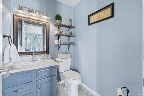 8916 Spring Forest Drive Fort Wayne IN 46804
