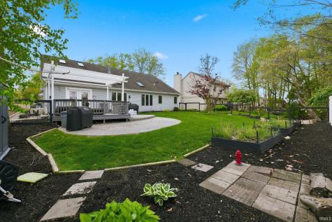 8916 Spring Forest Drive Fort Wayne IN 46804