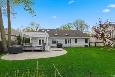 8916 Spring Forest Drive Fort Wayne IN 46804