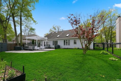 8916 Spring Forest Drive Fort Wayne IN 46804