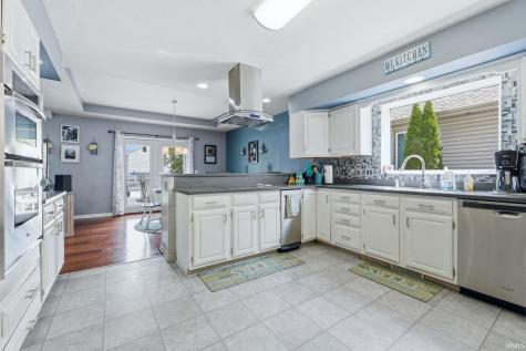 8916 Spring Forest Drive Fort Wayne IN 46804