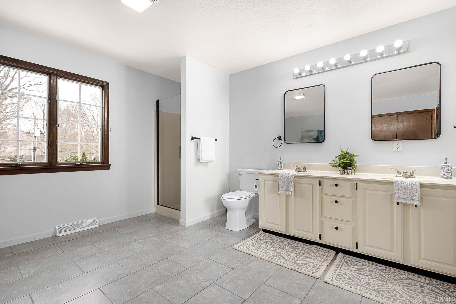 17470 Skyline Drive South Bend IN 46614