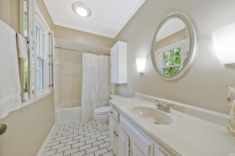 409 Park Plaza Drive Evansville IN 47715