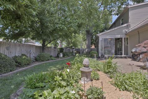409 Park Plaza Drive Evansville IN 47715