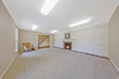 409 Park Plaza Drive Evansville IN 47715
