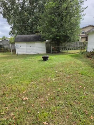 7466 Ellenwood Streets Terre Haute IN 47802