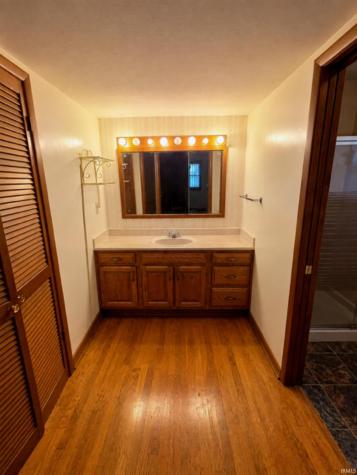 7466 Ellenwood Streets Terre Haute IN 47802