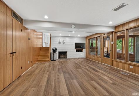 1535 Wood Moor Drive Fort Wayne IN 46804