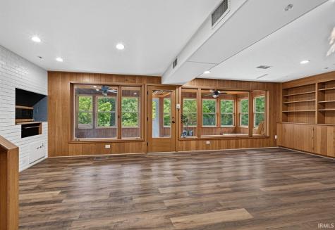 1535 Wood Moor Drive Fort Wayne IN 46804