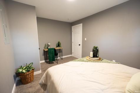 8694 S Vine Street Straughn IN 47387