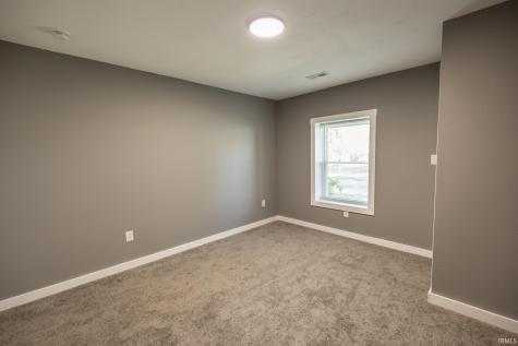 8694 S Vine Street Straughn IN 47387