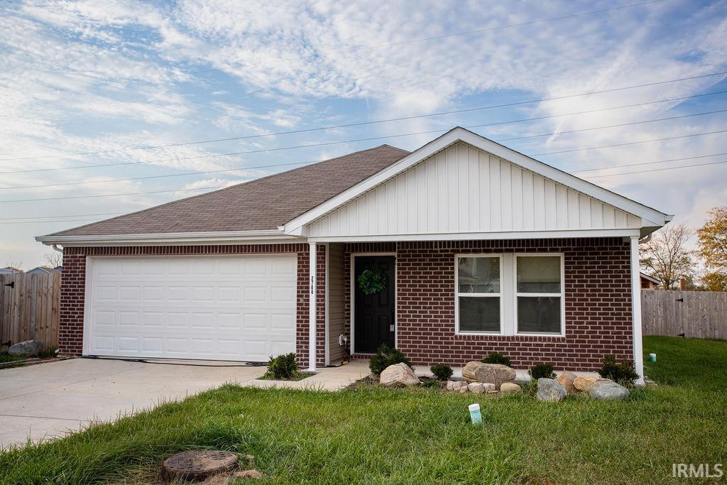 2708 W Kings Canyon Road Muncie IN 47303