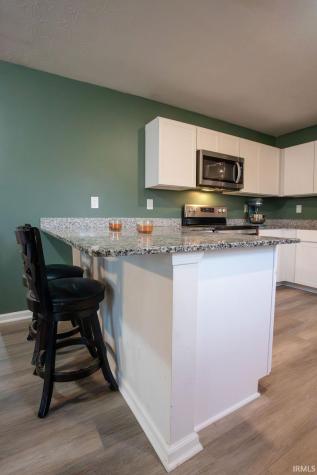 2708 W Kings Canyon Road Muncie IN 47303