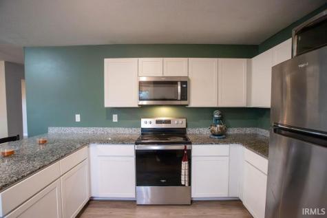 2708 W Kings Canyon Road Muncie IN 47303