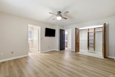 12125 Waycliffe Court Fort Wayne IN 46845