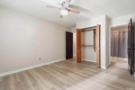 12125 Waycliffe Court Fort Wayne IN 46845