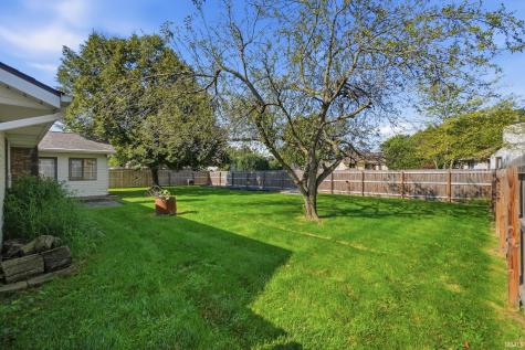 12125 Waycliffe Court Fort Wayne IN 46845