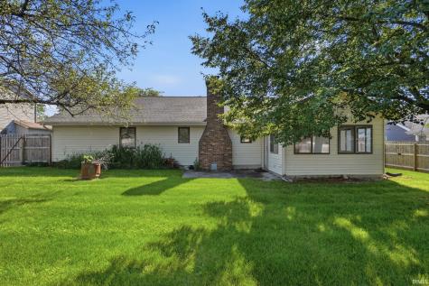 12125 Waycliffe Court Fort Wayne IN 46845