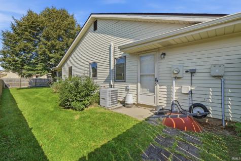 12125 Waycliffe Court Fort Wayne IN 46845