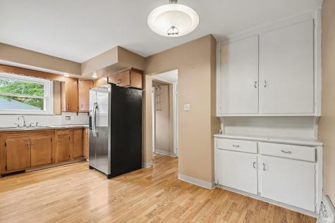 1338 Longfellow Avenue South Bend IN 46615