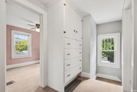 1338 Longfellow Avenue South Bend IN 46615
