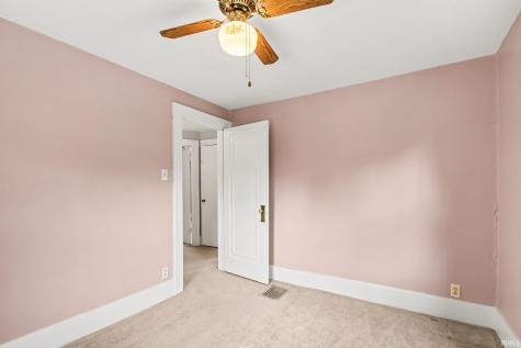 1338 Longfellow Avenue South Bend IN 46615