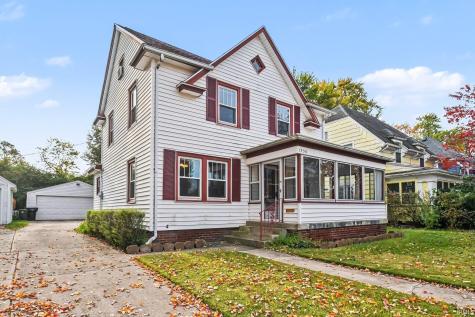 1338 Longfellow Avenue South Bend IN 46615