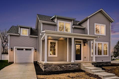 739 N Twyckenham Drive South Bend IN 46617