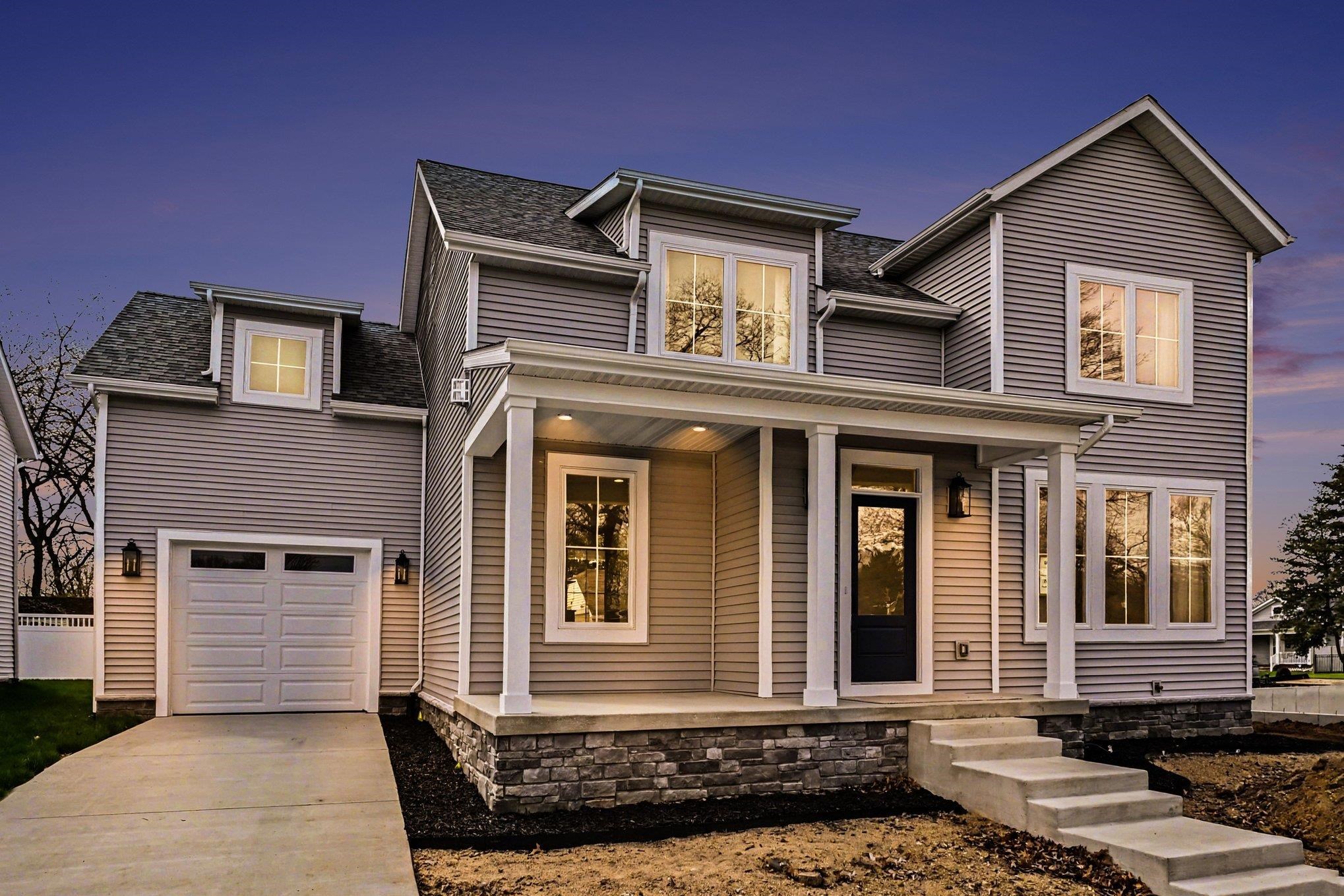 739 N Twyckenham Drive South Bend IN 46617
