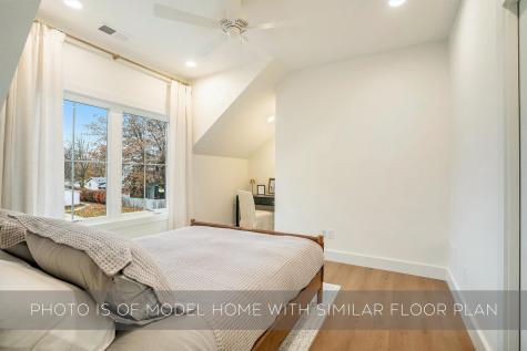 739 N Twyckenham Drive South Bend IN 46617