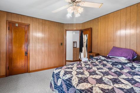 713 Hanawalt Street Monticello IN 47960
