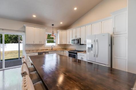 4012 W Geranium Lane Bloomington IN 47404