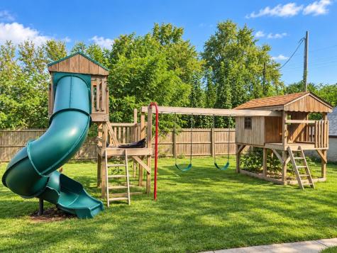 2210 Kemble Avenue South Bend IN 46613