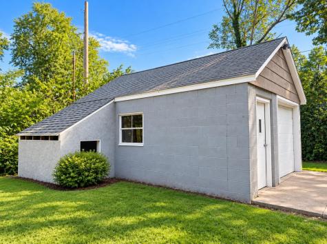 2210 Kemble Avenue South Bend IN 46613