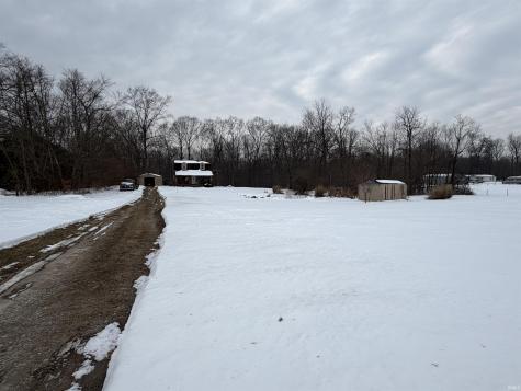 29 Buck Lane Spencer IN 47460