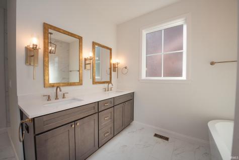 5326 Gainsboro Drive West Lafayette IN 47906