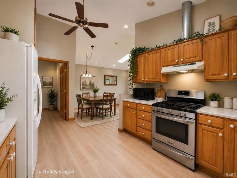 5662 E St Rd 54 Highway Bloomfield IN 47424