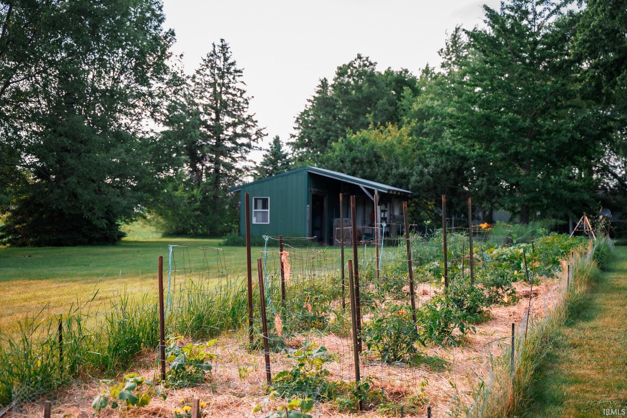 21230 County Road 40 Goshen IN 46526