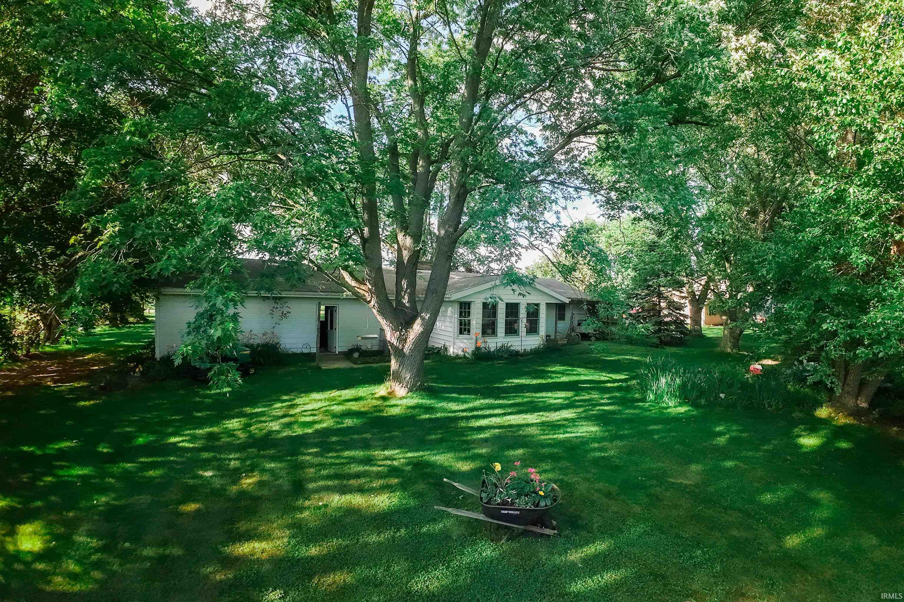 21230 County Road 40 Goshen IN 46526