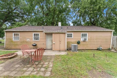 2740 Southeast Drive South Bend IN 46614
