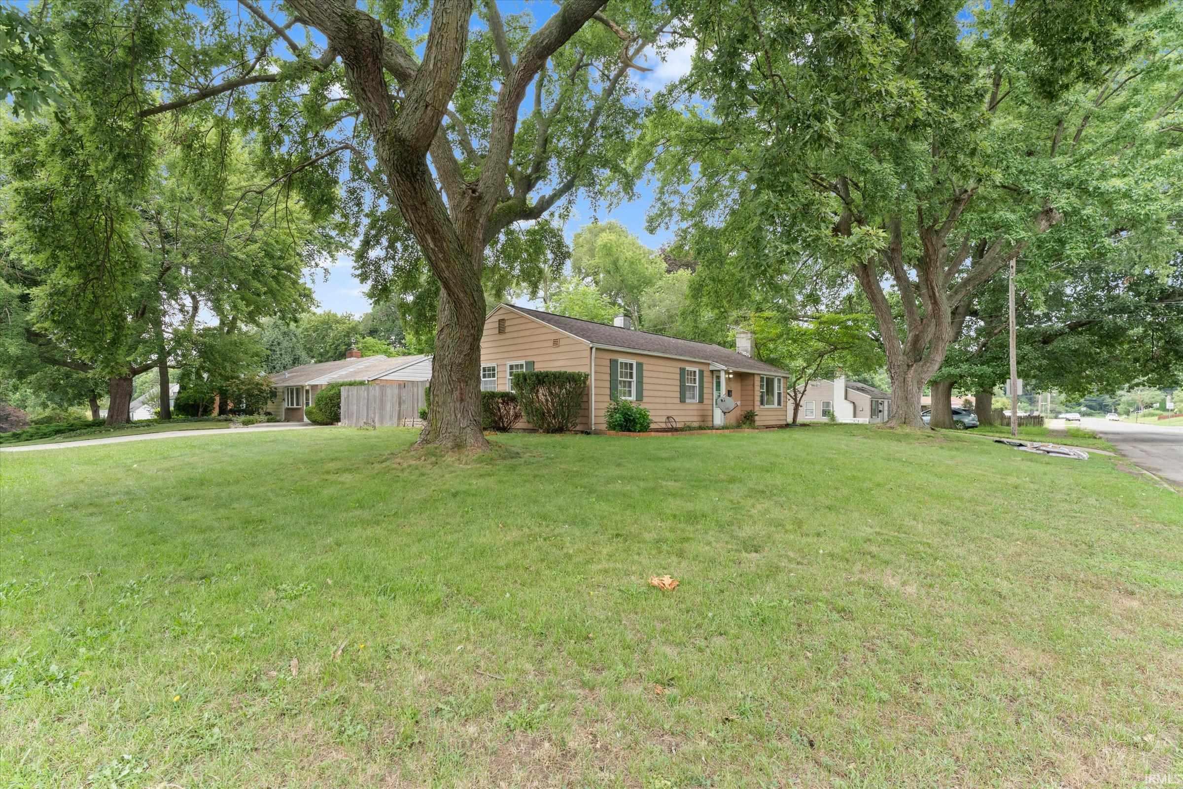 2740 Southeast Drive South Bend IN 46614