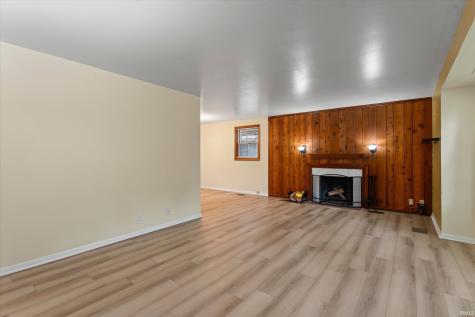 2740 Southeast Drive South Bend IN 46614