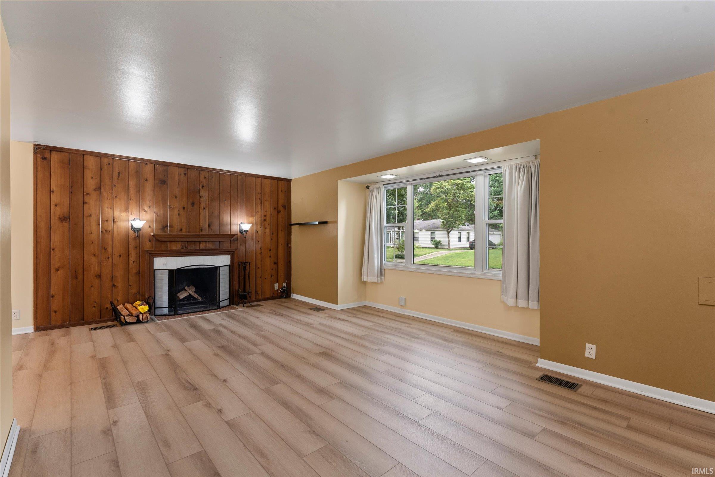 2740 Southeast Drive South Bend IN 46614