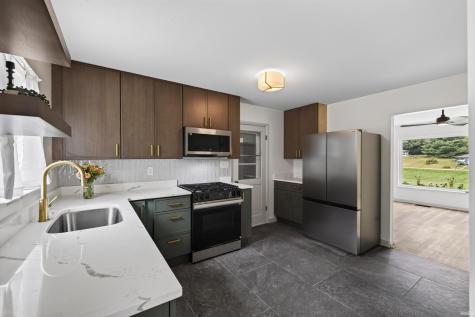 2305 W Beaumont Lane Bloomington IN 47404