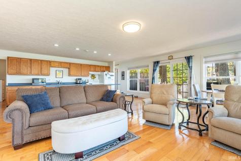 6398 S Shore Drive Unionville IN 47468