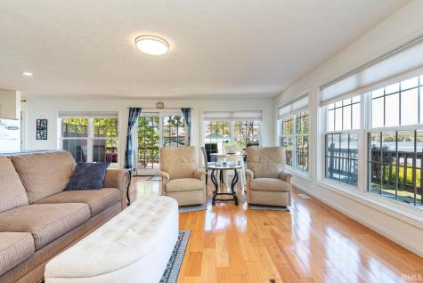 6398 S Shore Drive Unionville IN 47468