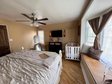 105 W Van Trees Street Washington IN 47501