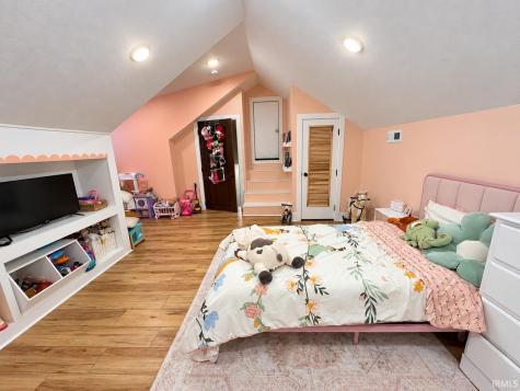 105 W Van Trees Street Washington IN 47501