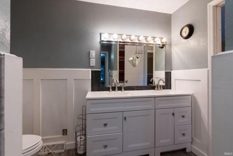 802 W Hanawalt Street Monticello IN 47960